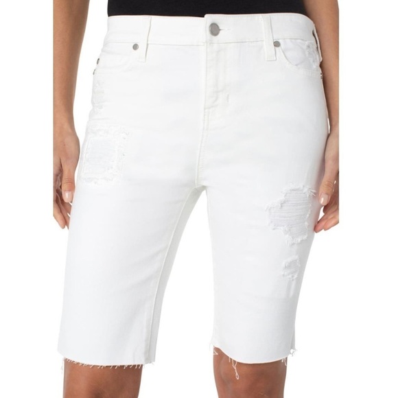 NWT Liverpool Jeans The Cruiser Bermuda Shorts in Bone White Ripped - Picture 1 of 8